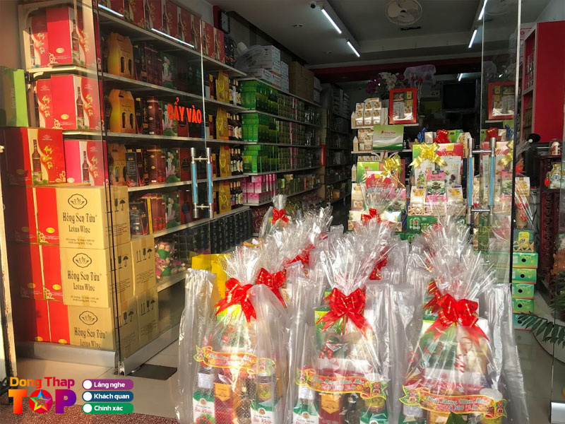 Cua-hang-dac-san-dat-sen-hong-dongthaptoplist