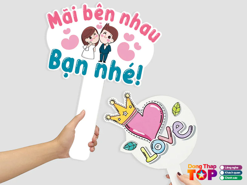 Luu-y-khi-chon-in-hashtag-cam-tay-cho-su-kien-dongthaptoplist