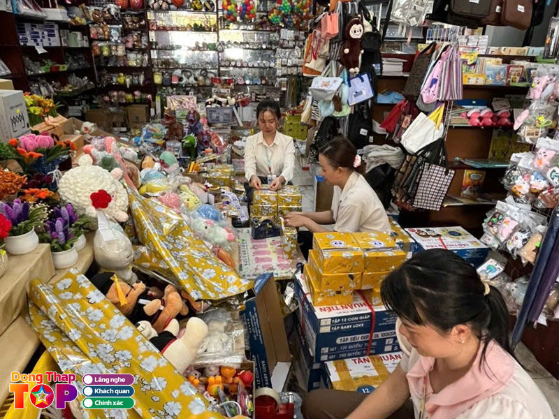 Nha-sach-sa-dec-cua-hang-thuong-mai-138-dongthaptoplist