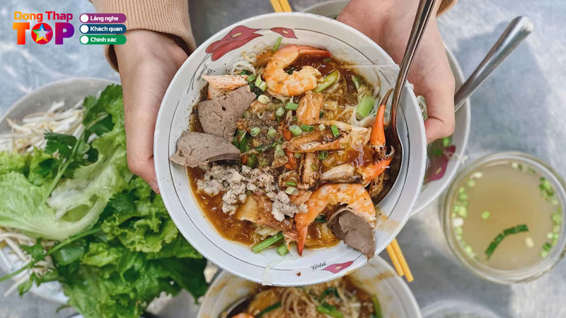 Top-10-quan-an-sang-o-dong-thap-ngon-bo-re-menu-da-dang-dongthaptoplist