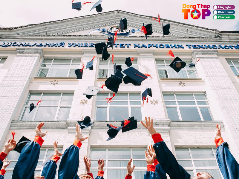 Tieu-chi-lua-chon-trung-tam-tu-van-du-hoc-uy-tin-dongthaptoplist