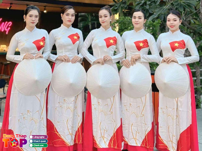 Cong-cuoi-trang-phuc-bieu-dien-sadec-dongthaptoplist