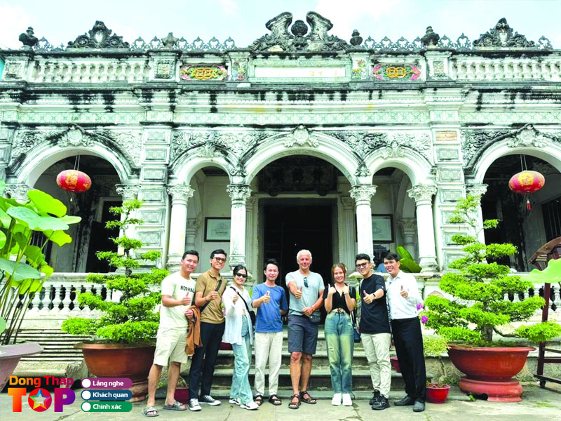 Nha-co-huynh-thuy-le-dongthaptoplist