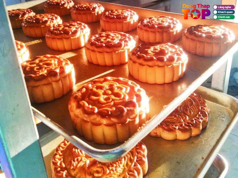 Tiem-banh-trung-thu-quoc-bao-dongthaptoplist